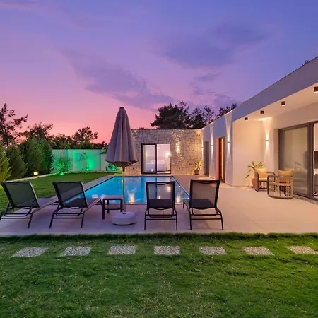 Villa Genis Aileler Icin Korunakli Fethiye
